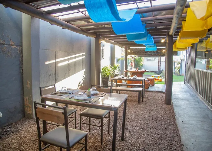 Shelter Hostel E Pousada